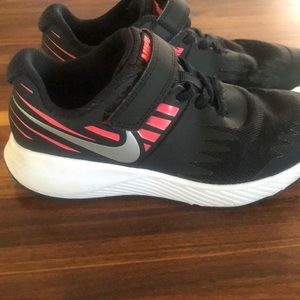 Girls Nike shoes
